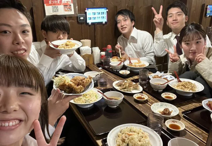 新入社員でごはん！！