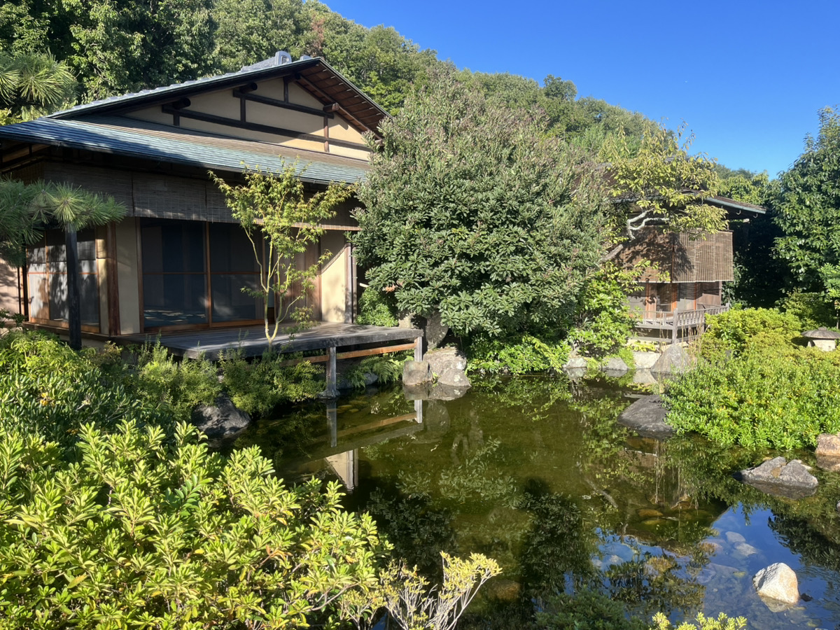 荻野俊哉さんに造園を見に行きました。